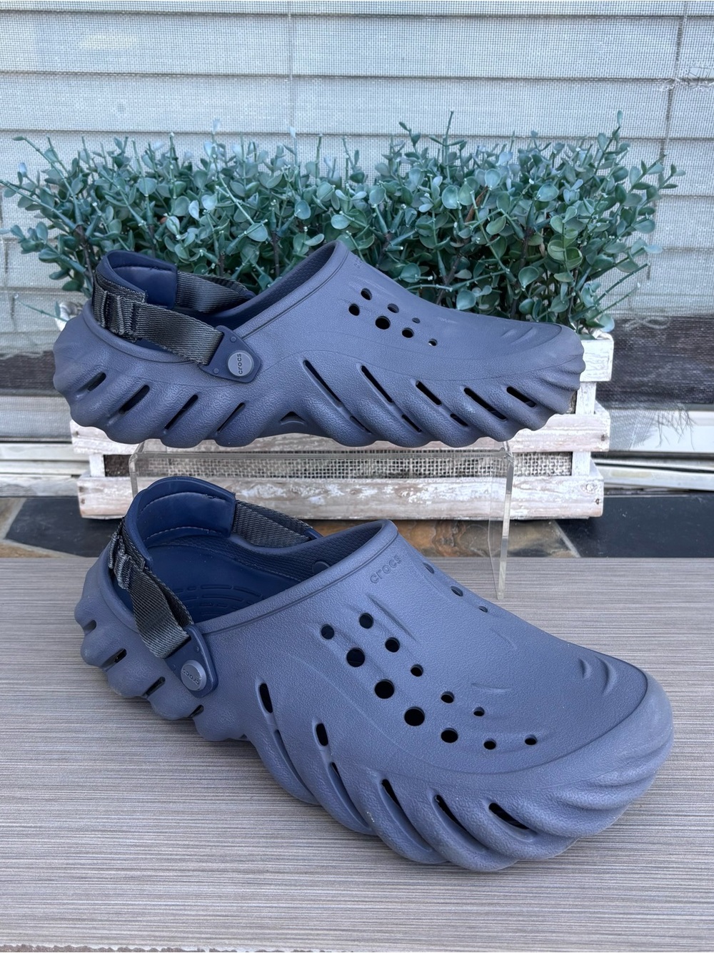 CROCS ‘Echo’ Clogs
